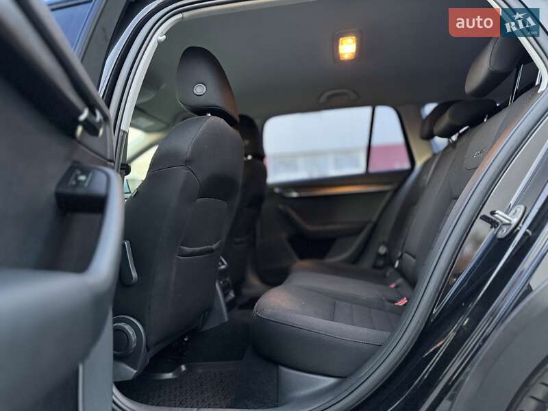 Универсал Skoda Octavia Scout 2016 в Луцке