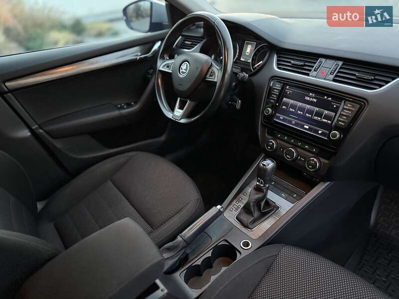 Универсал Skoda Octavia Scout 2016 в Луцке