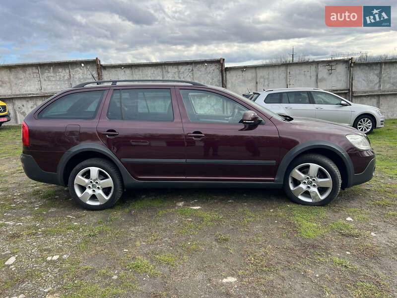 Универсал Skoda Octavia Scout 2009 в Рожище