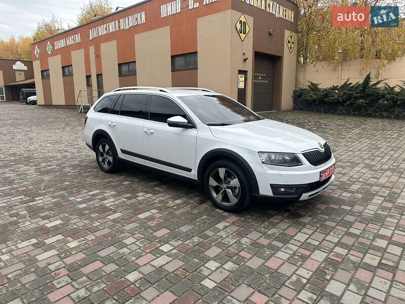 Універсал Skoda Octavia Scout 2015 в Рівному