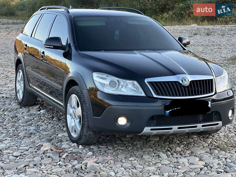 Универсал Skoda Octavia Scout 2011 в Виноградове фото 27 Универсал Skoda Octavia Scout 2011 в Виноградове