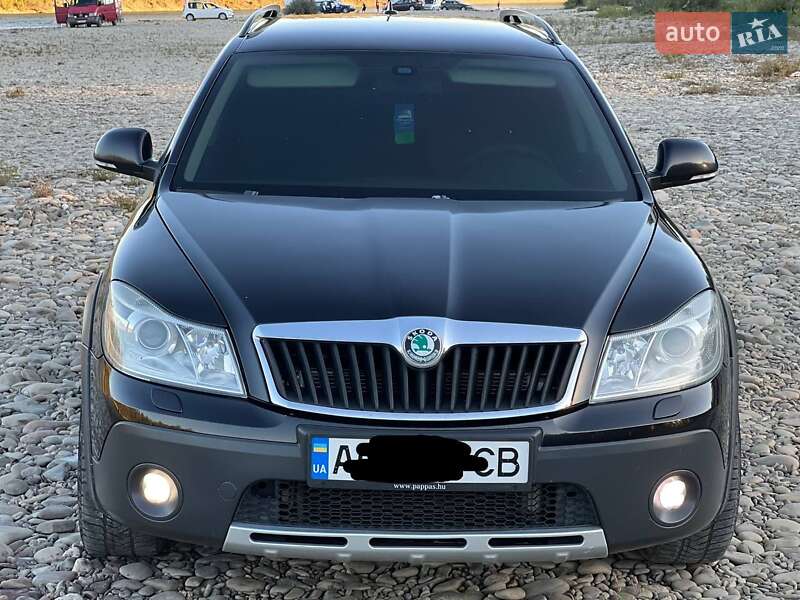 Универсал Skoda Octavia Scout 2011 в Виноградове фото 31 Универсал Skoda Octavia Scout 2011 в Виноградове
