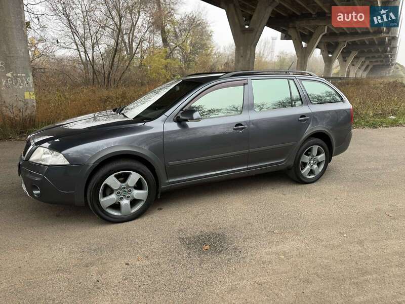 Універсал Skoda Octavia Scout 2008 в Дніпрі