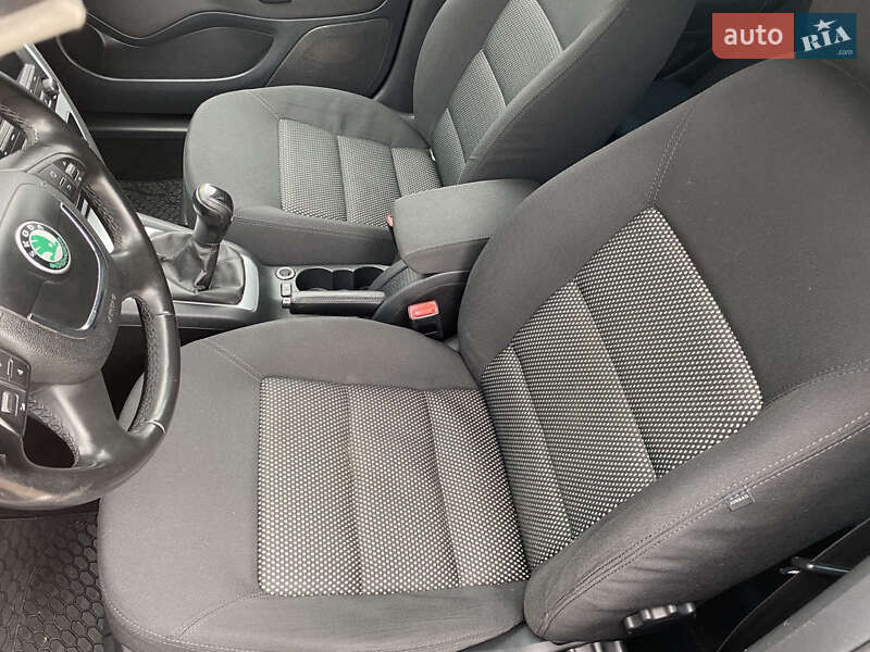Универсал Skoda Octavia Scout 2011 в Калуше