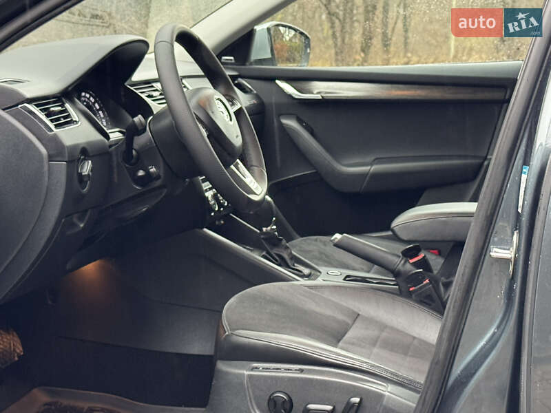 Универсал Skoda Octavia Scout 2016 в Трускавце фото 72 Универсал Skoda Octavia Scout 2016 в Трускавце