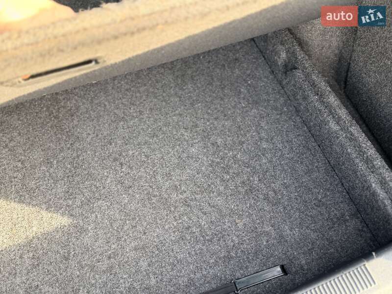 Универсал Skoda Octavia Scout 2013 в Вознесенске