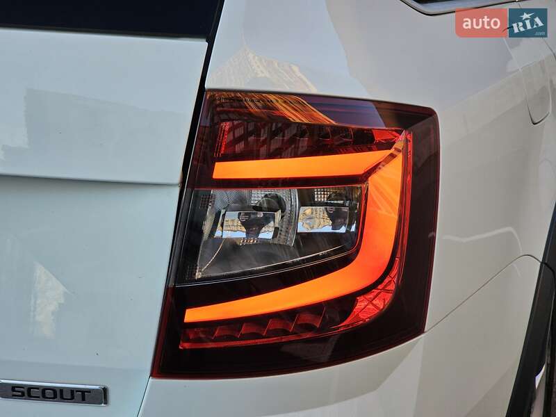 Универсал Skoda Octavia Scout 2017 в Киеве фото 16 Универсал Skoda Octavia Scout 2017 в Киеве