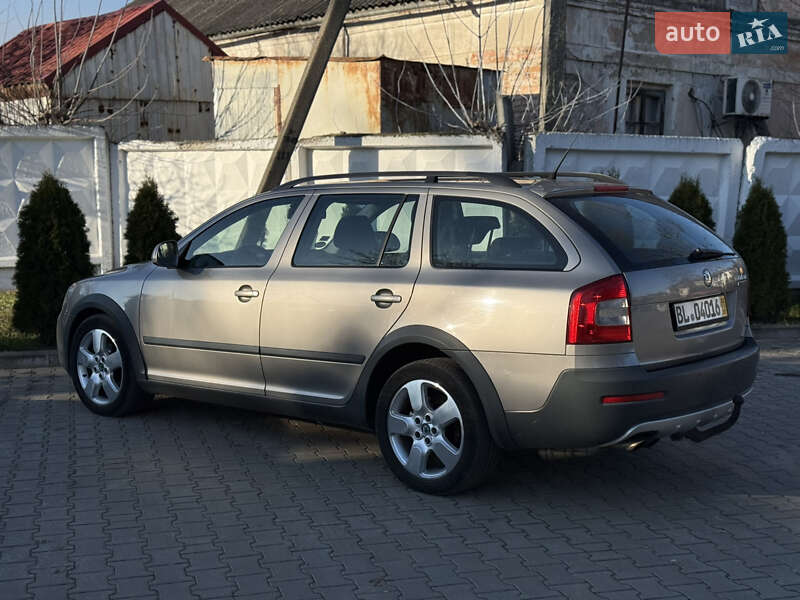 Универсал Skoda Octavia Scout 2010 в Луцке