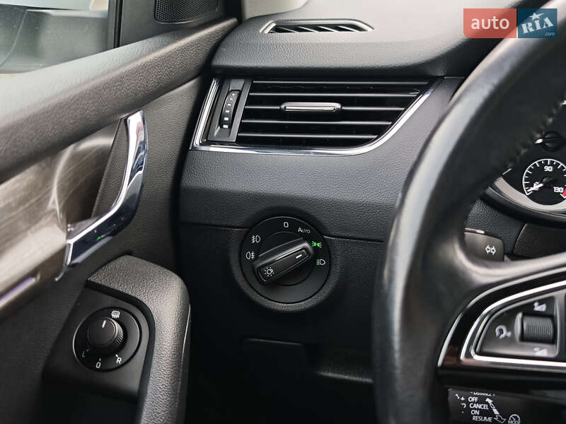Универсал Skoda Octavia Scout 2018 в Луцке фото 28 Универсал Skoda Octavia Scout 2018 в Луцке