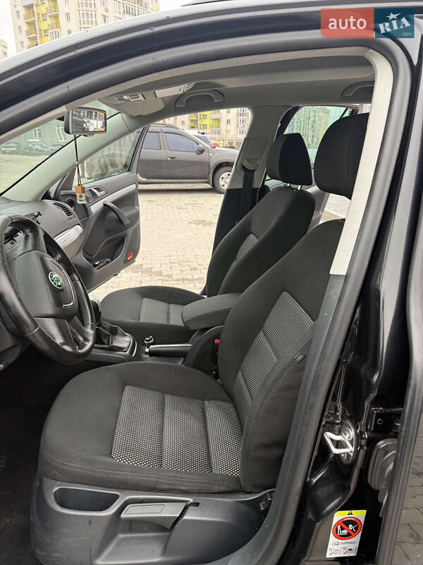 Универсал Skoda Octavia Scout 2010 в Славском