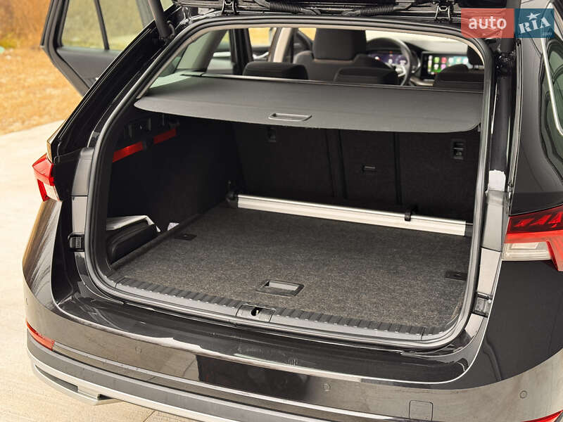 Универсал Skoda Octavia Scout 2022 в Броварах