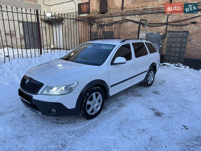 Універсал Skoda Octavia Scout 2011 в Черкасах