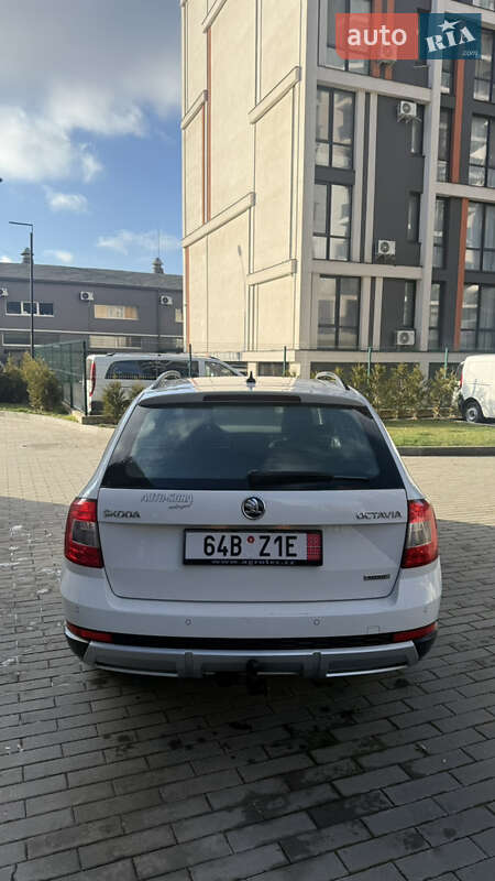 Універсал Skoda Octavia Scout 2014 в Ужгороді
