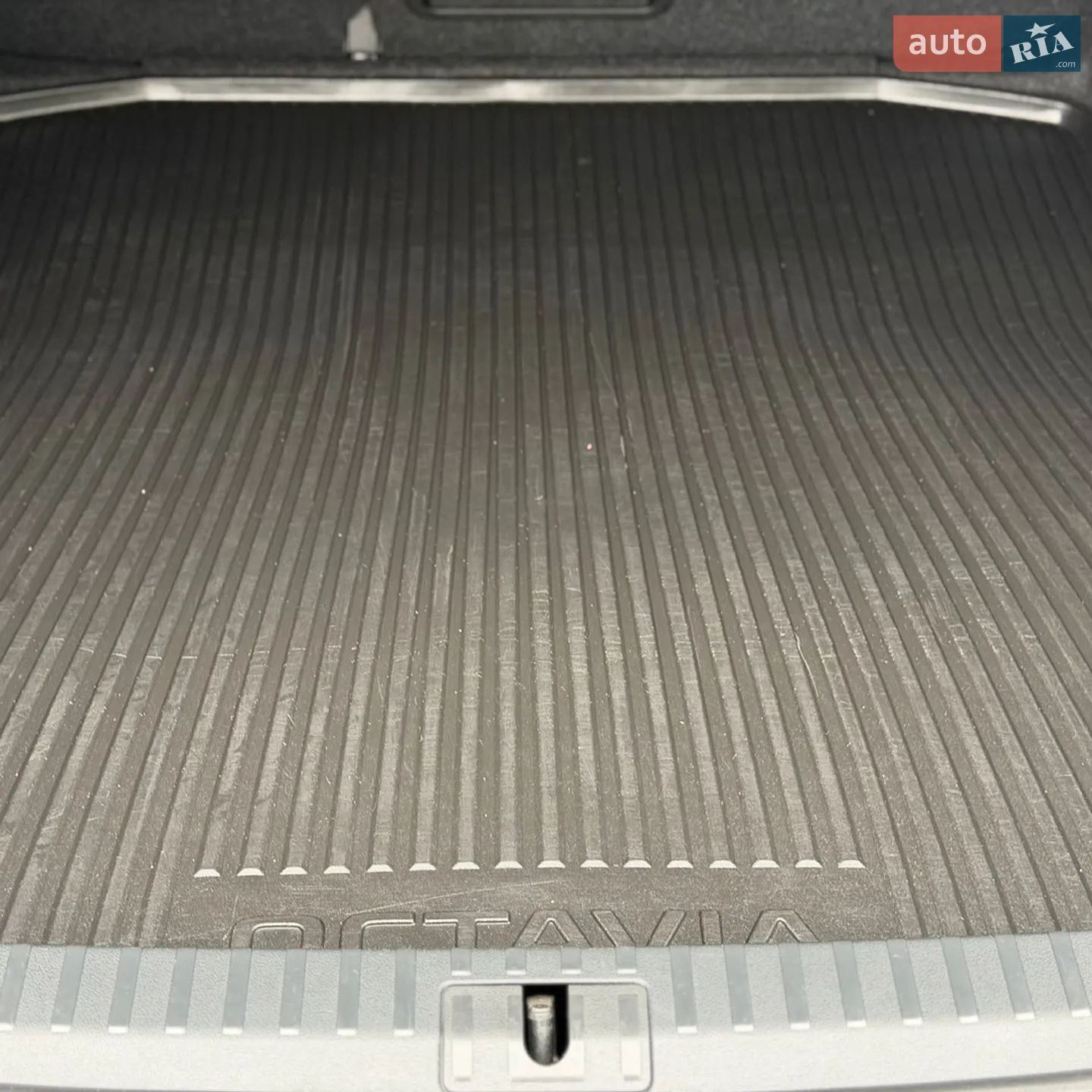2021 Skoda Octavia - мініатюра 112