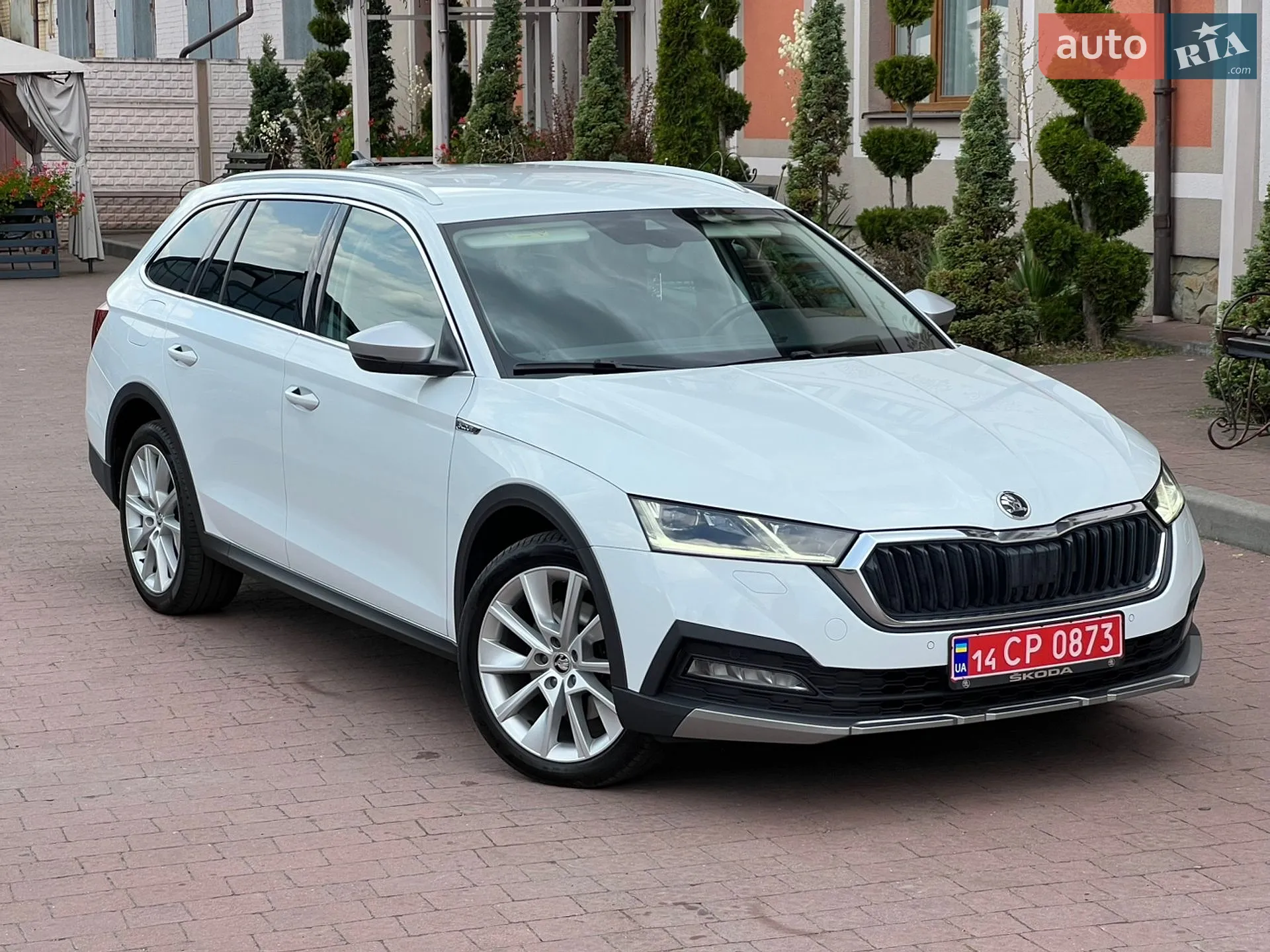 2021 Skoda Octavia - фото 1