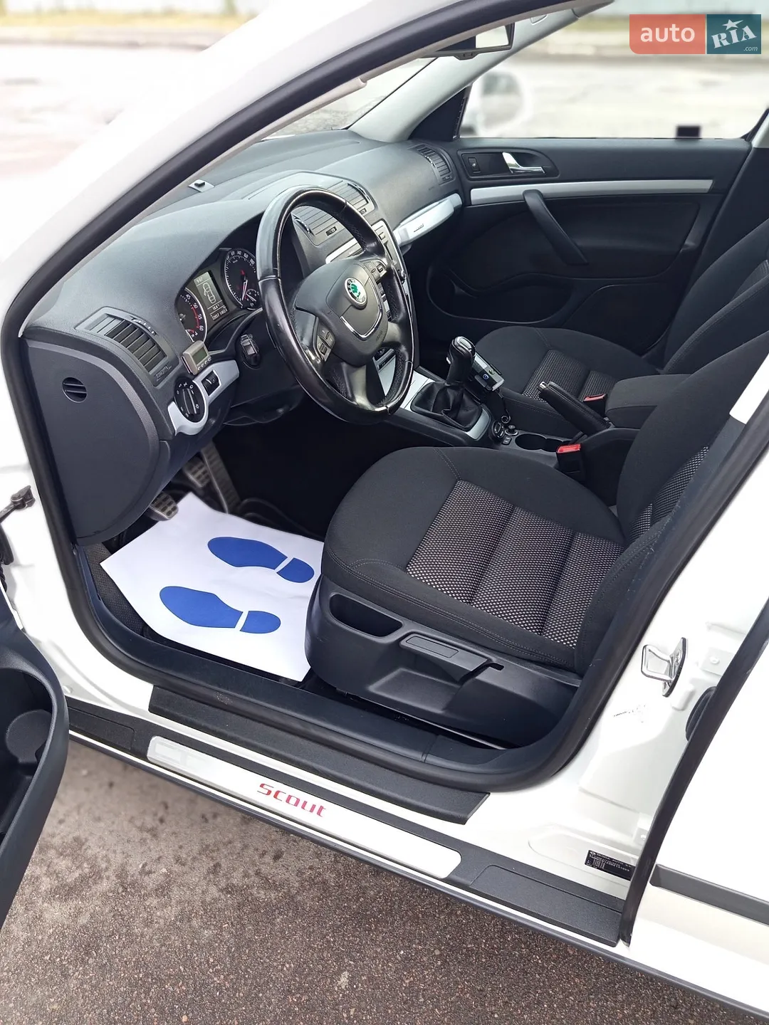 2011 Skoda Octavia - мініатюра 67