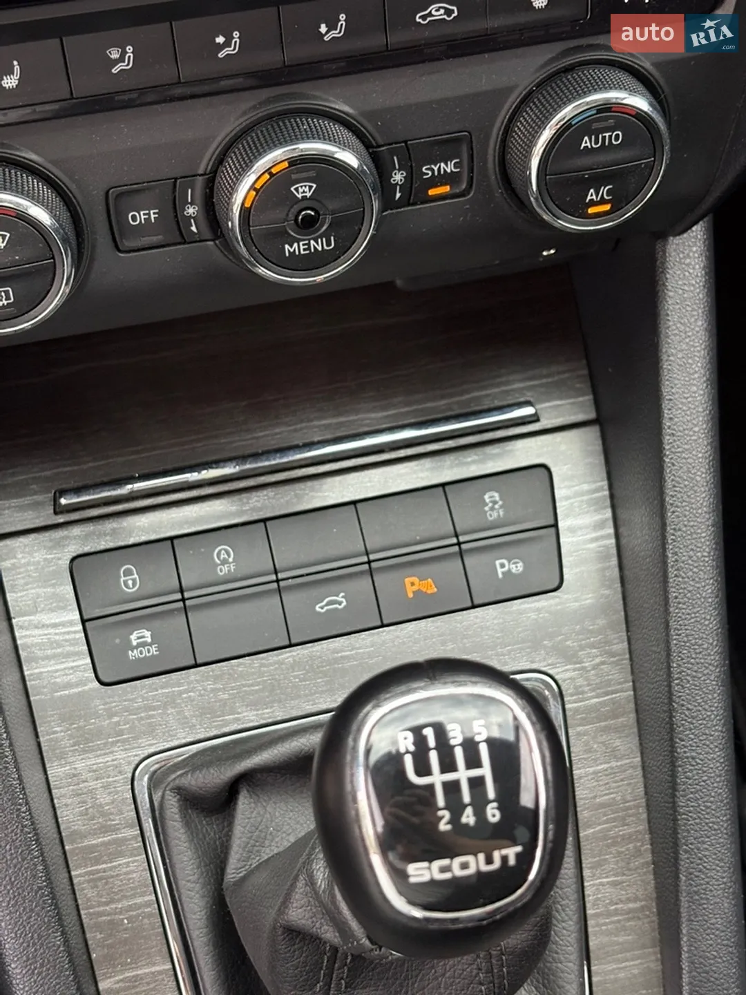2016 Skoda Octavia - мініатюра 26