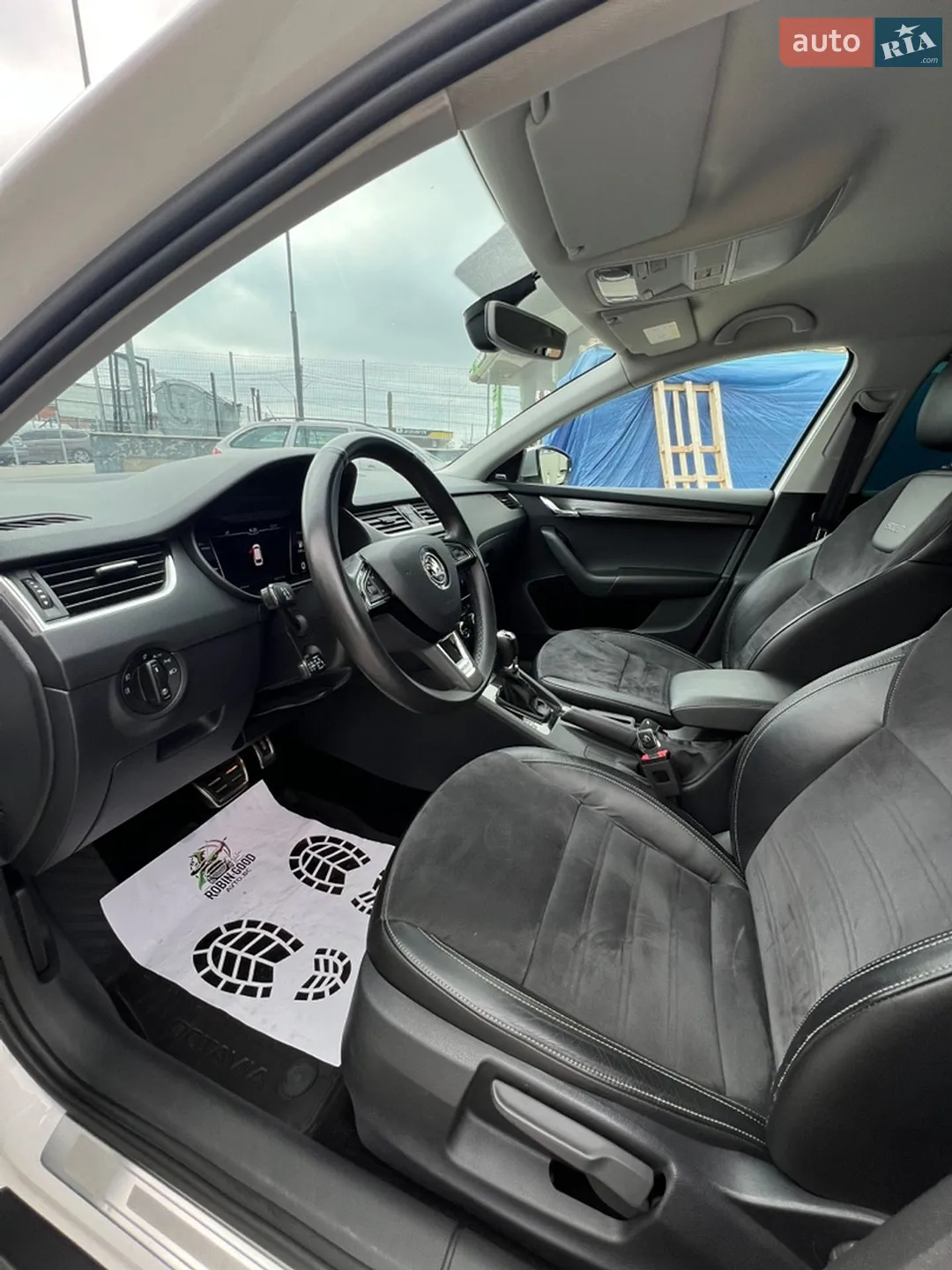 2019 Skoda Octavia - мініатюра 28