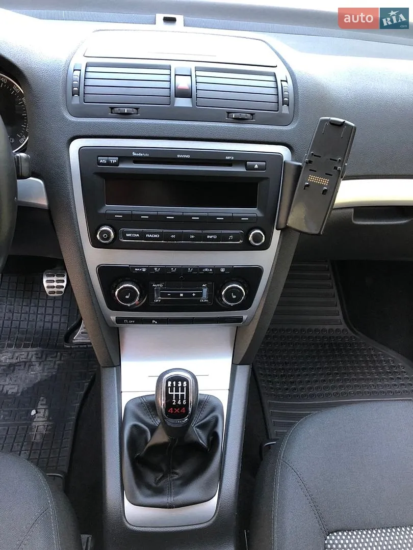 2011 Skoda Octavia - мініатюра 18