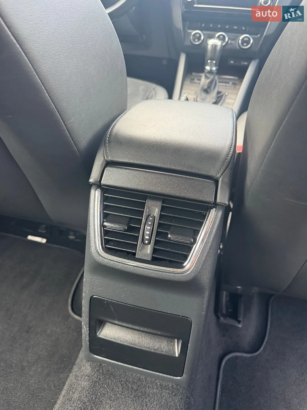 2015 Skoda Octavia - мініатюра 35