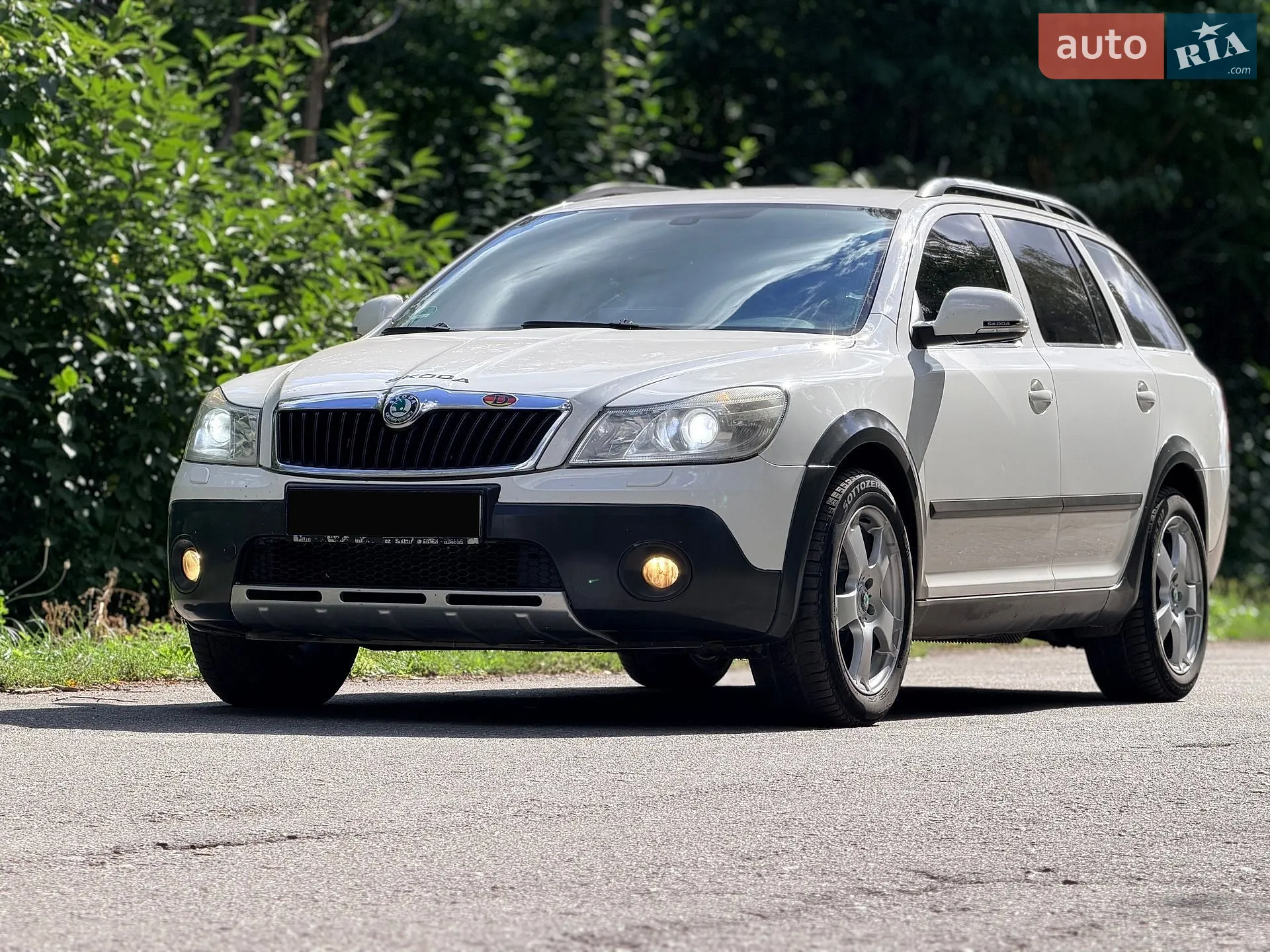 2011 Skoda Octavia - мініатюра 17