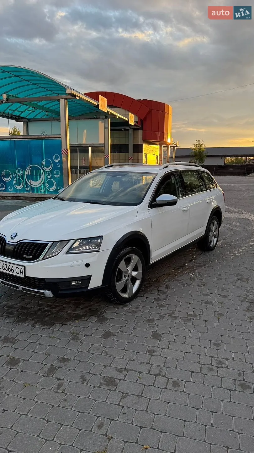 2017 Skoda Octavia - мініатюра 2