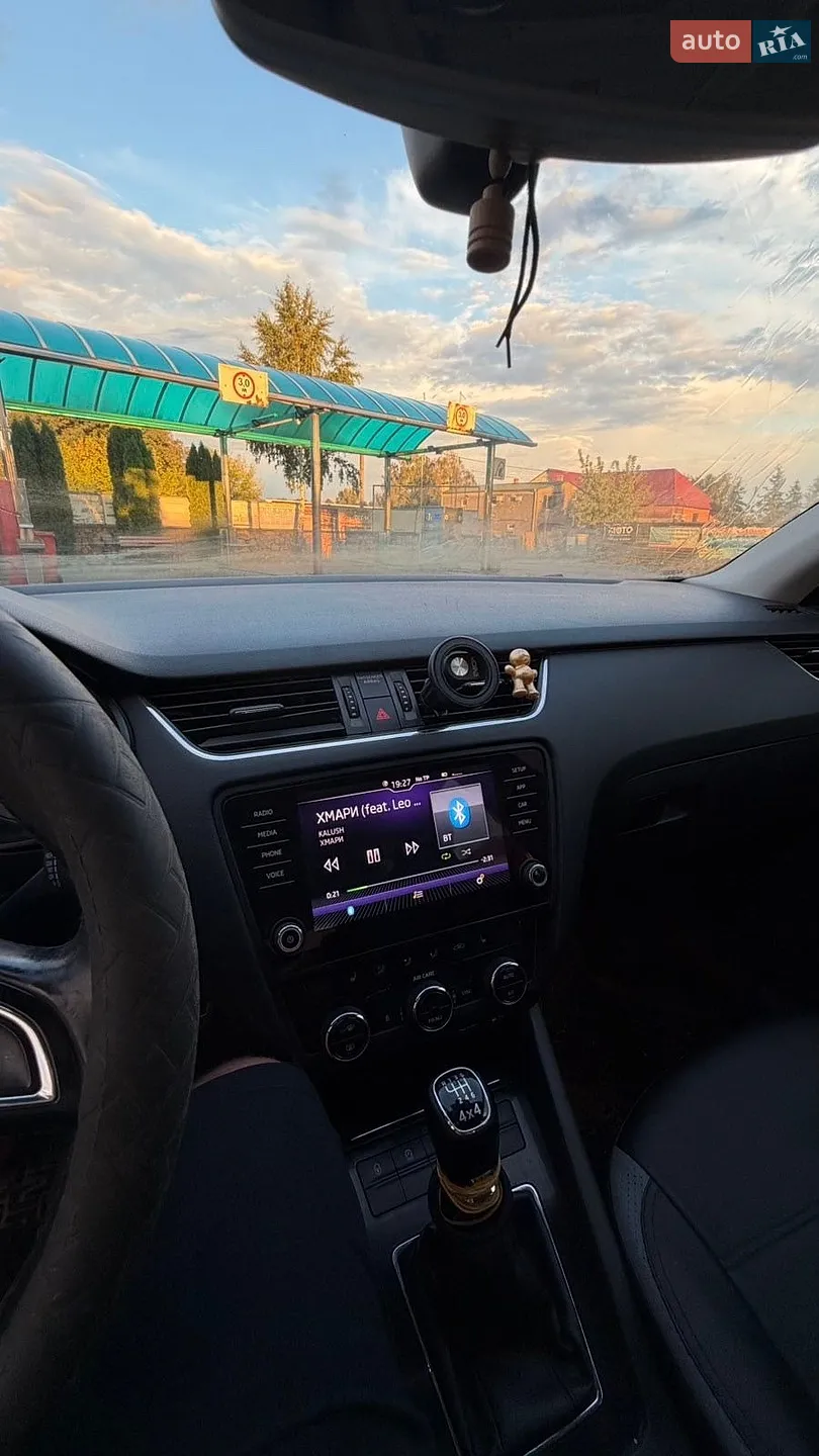 2017 Skoda Octavia - мініатюра 15