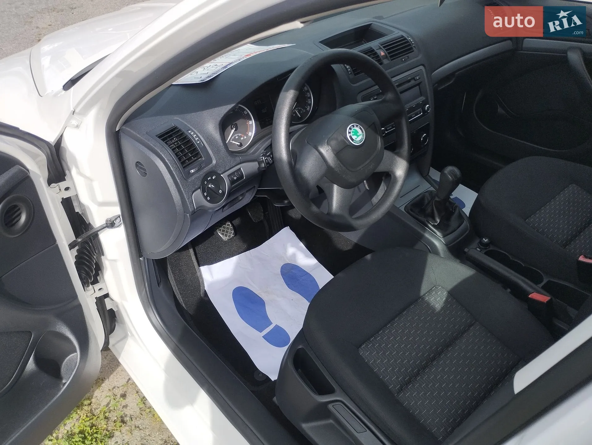 2011 Skoda Octavia - мініатюра 13