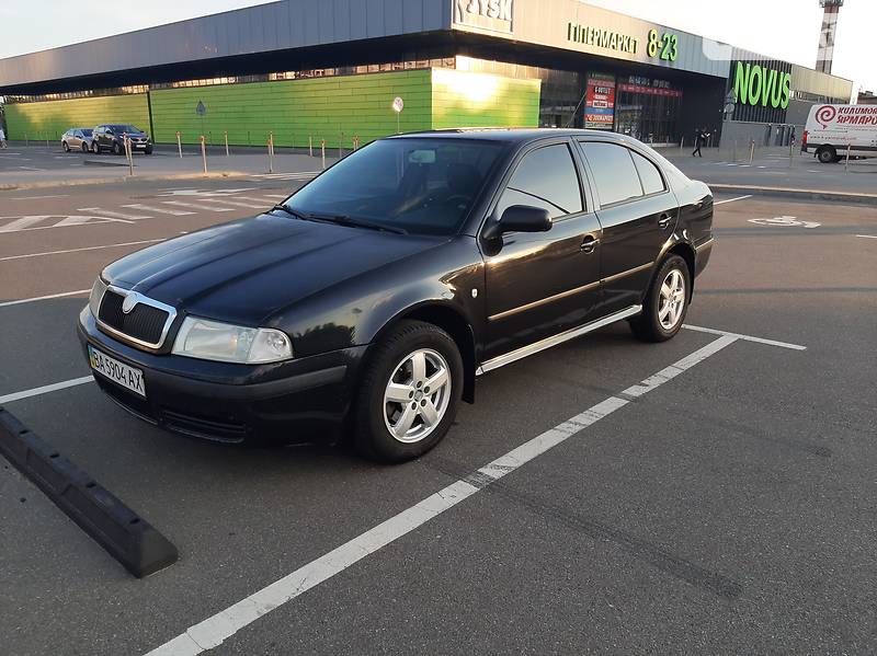 Skoda Octavia Tour