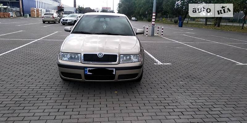 Skoda Octavia Tour