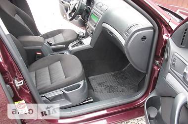 Хэтчбек Skoda Octavia 2012 в 