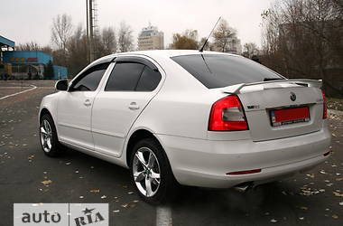 Седан Skoda Octavia 2012 в 