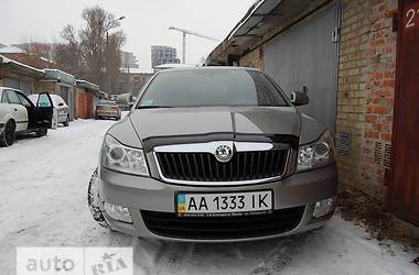 Седан Skoda Octavia 2010 в Киеве