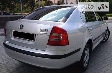 Хэтчбек Skoda Octavia 2006 в Днепре