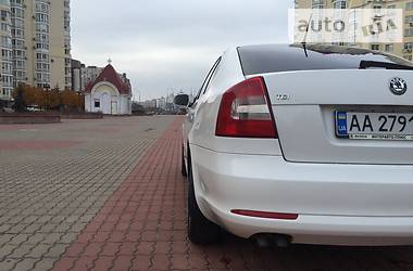 Седан Skoda Octavia 2010 в 