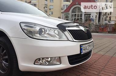 Седан Skoda Octavia 2010 в 