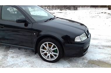 Хэтчбек Skoda Octavia 2004 в Черновцах