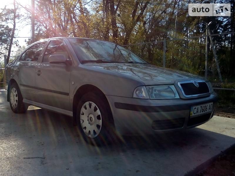 Хэтчбек Skoda Octavia 2006 в Киеве