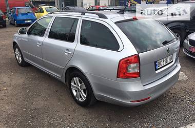 Универсал Skoda Octavia 2012 в Ужгороде