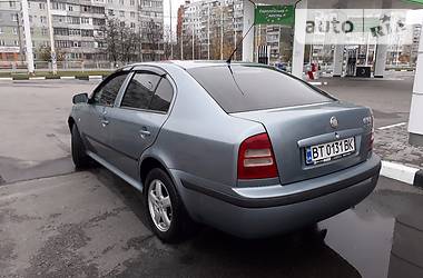 Хэтчбек Skoda Octavia 2003 в Сумах