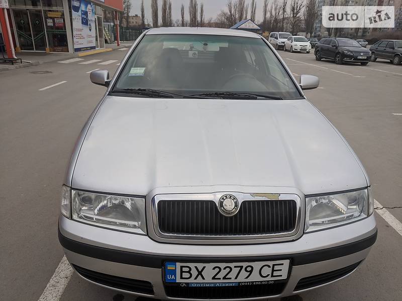 Лифтбек Skoda Octavia 2004 в Каменец-Подольском