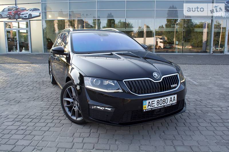 Універсал Skoda Octavia 2015 в Дніпрі