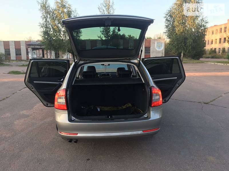 Універсал Skoda Octavia 2011 в Овручі