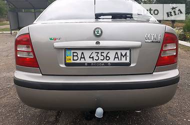 Седан Skoda Octavia 2008 в Кропивницком