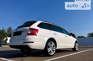 Универсал Skoda Octavia 2014 в Херсоне