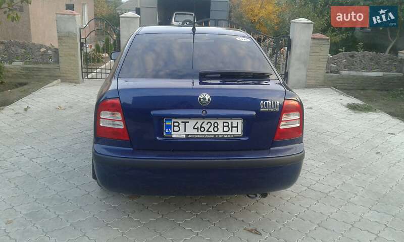 Лифтбек Skoda Octavia 2006 в Нововоронцовке