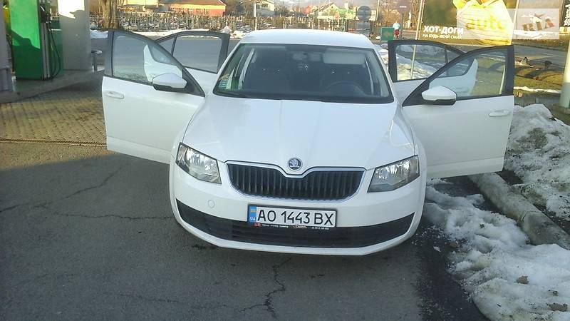 Хетчбек Skoda Octavia 2014 в 