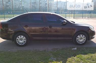 Хетчбек Skoda Octavia 2012 в 