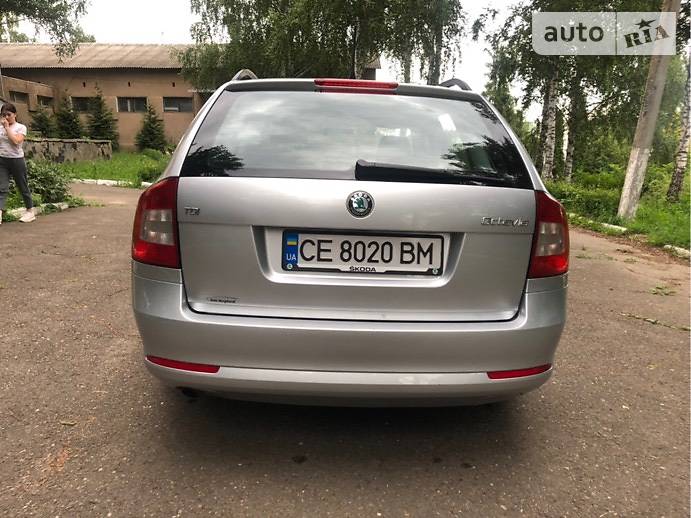 Универсал Skoda Octavia 2011 в Черновцах