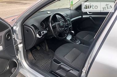 Універсал Skoda Octavia 2010 в 